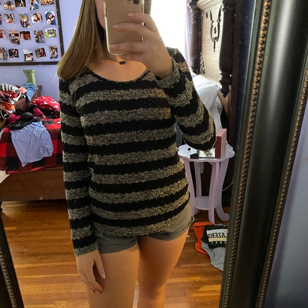 Xhilaration Sweater